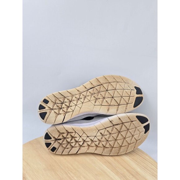 Nike Running Shoes Women’s White Pure Platinum Free RN Low 880840-101 Sz 7 - Picture 7 of 8